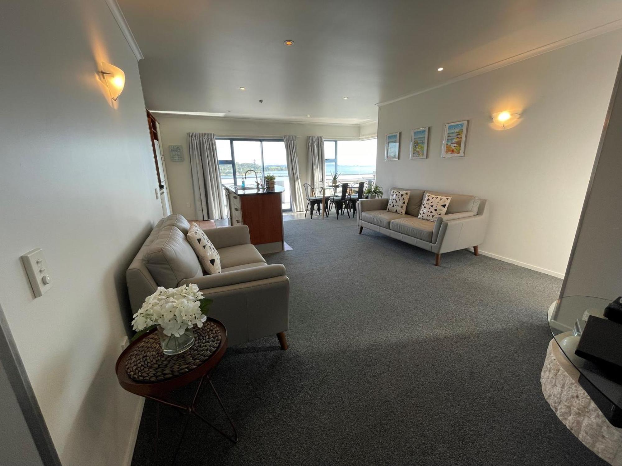 Blue Pacific Apartments Paihia Room photo